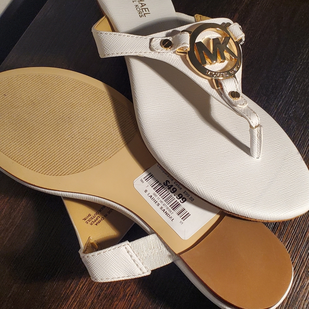 Michael Kors size 6